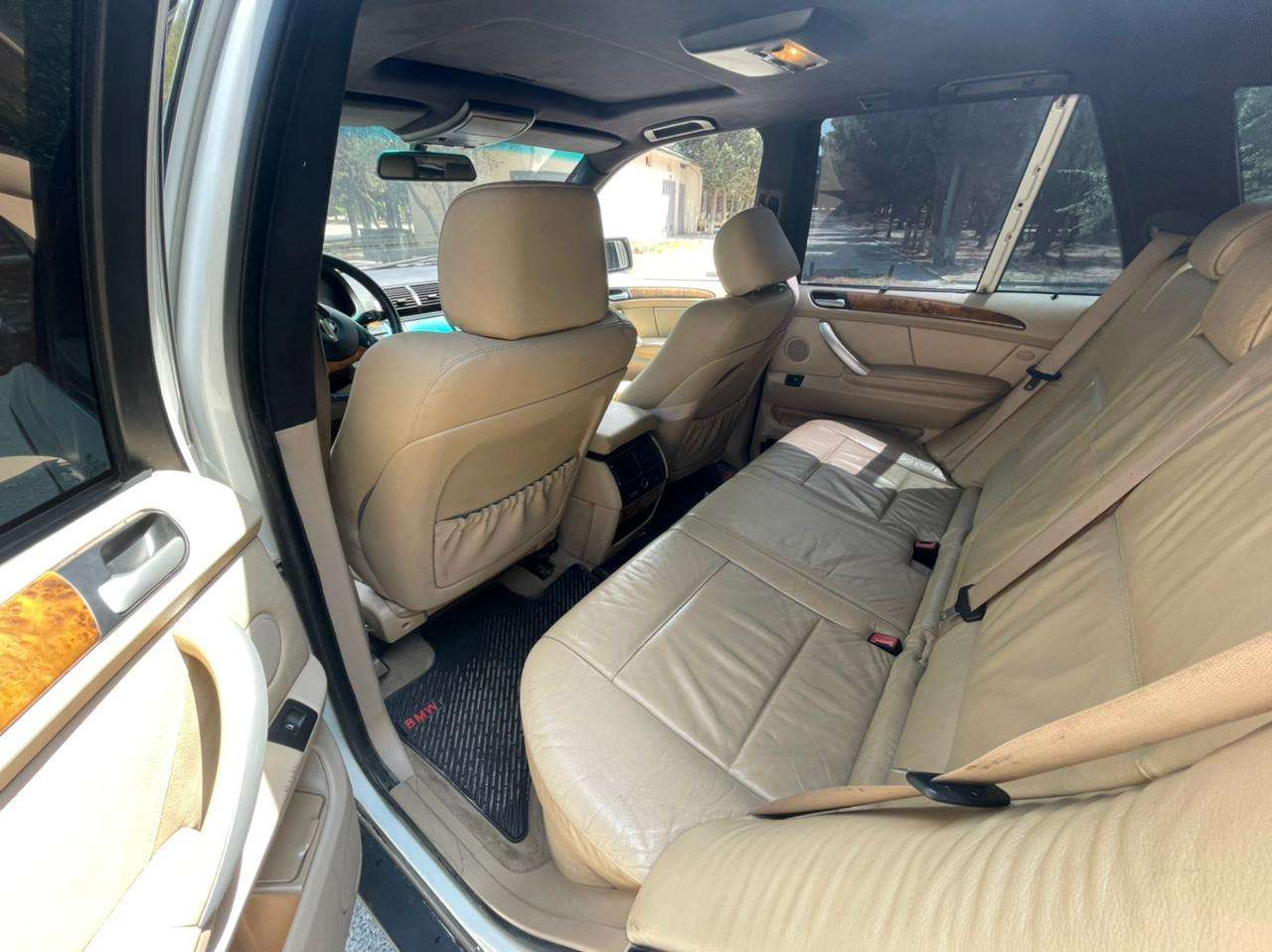 BMW X5, 2002 il, 4.4 L, 350 000 km