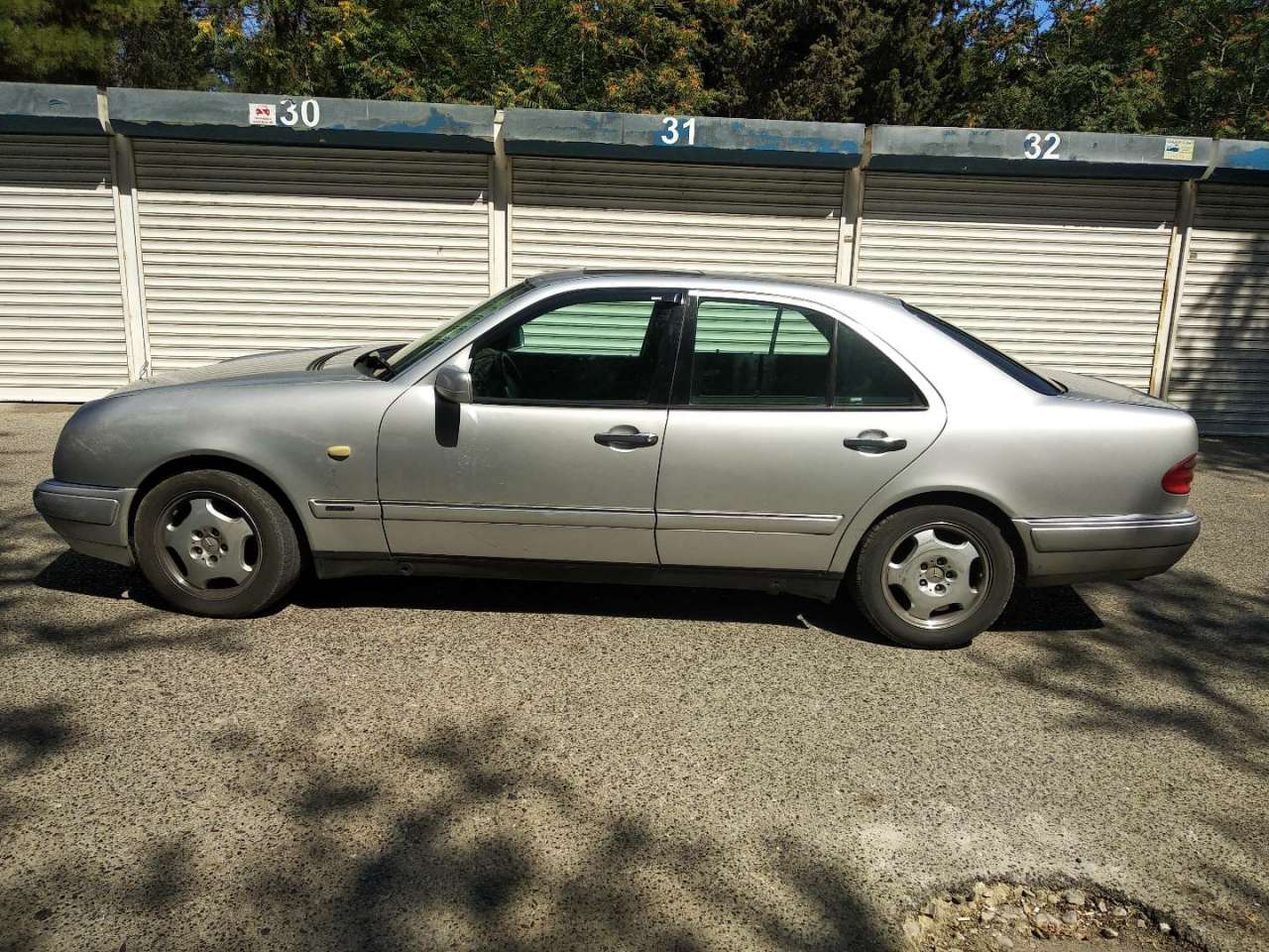 Mercedes E 240, 1999 il, 0.2 L, 140 000 km
