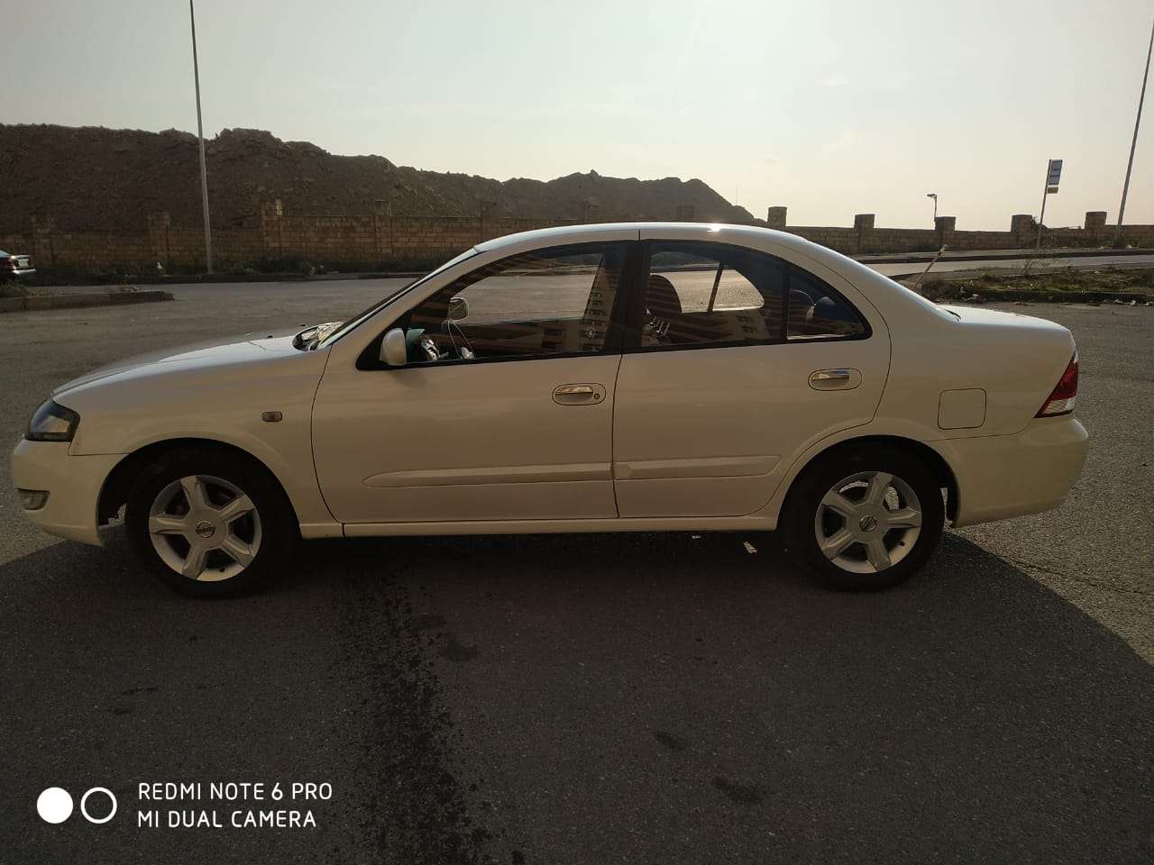 Nissan Sunny, 2011 il, 1.6 L, 180 000 km