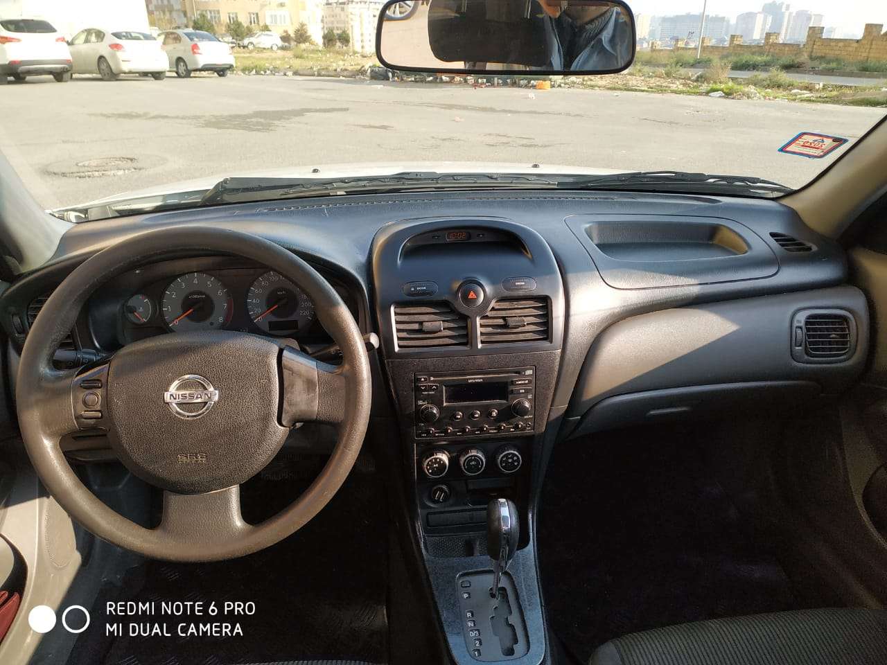 Nissan Sunny, 2011 il, 1.6 L, 180 000 km