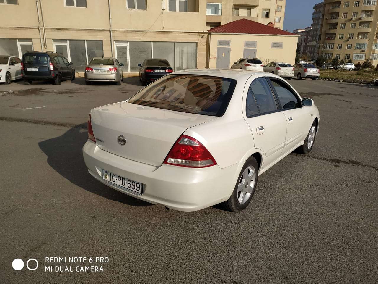 Nissan Sunny, 2011 il, 1.6 L, 180 000 km