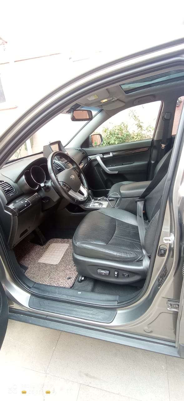 Kia Sorento, 2010 il, 2.0 L, 140 000 km