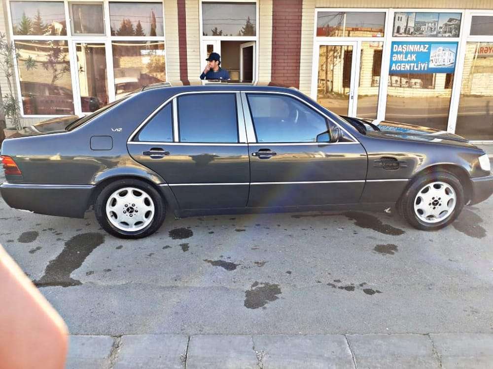 Mercedes S 320, 1992 il, 0.4 L, 398 500 km