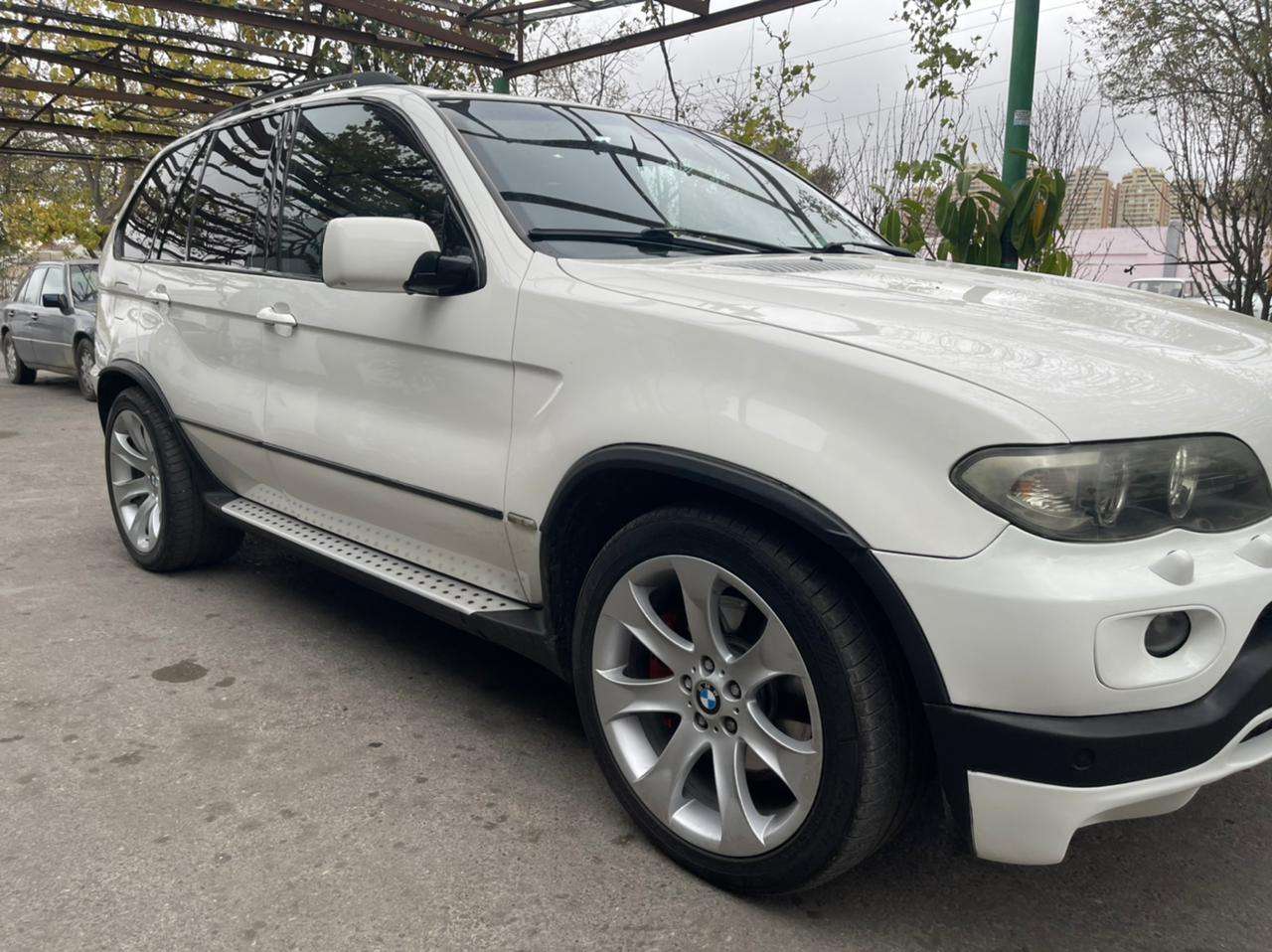 BMW X5, 2004 il, 4.8 L, 200 000 km