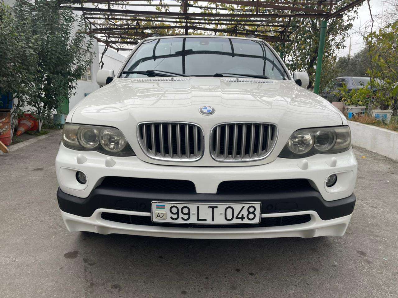 BMW X5, 2004 il, 4.8 L, 200 000 km