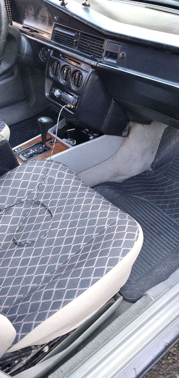 Mercedes 190, 1990 il, 1.8 L, 359 000 km