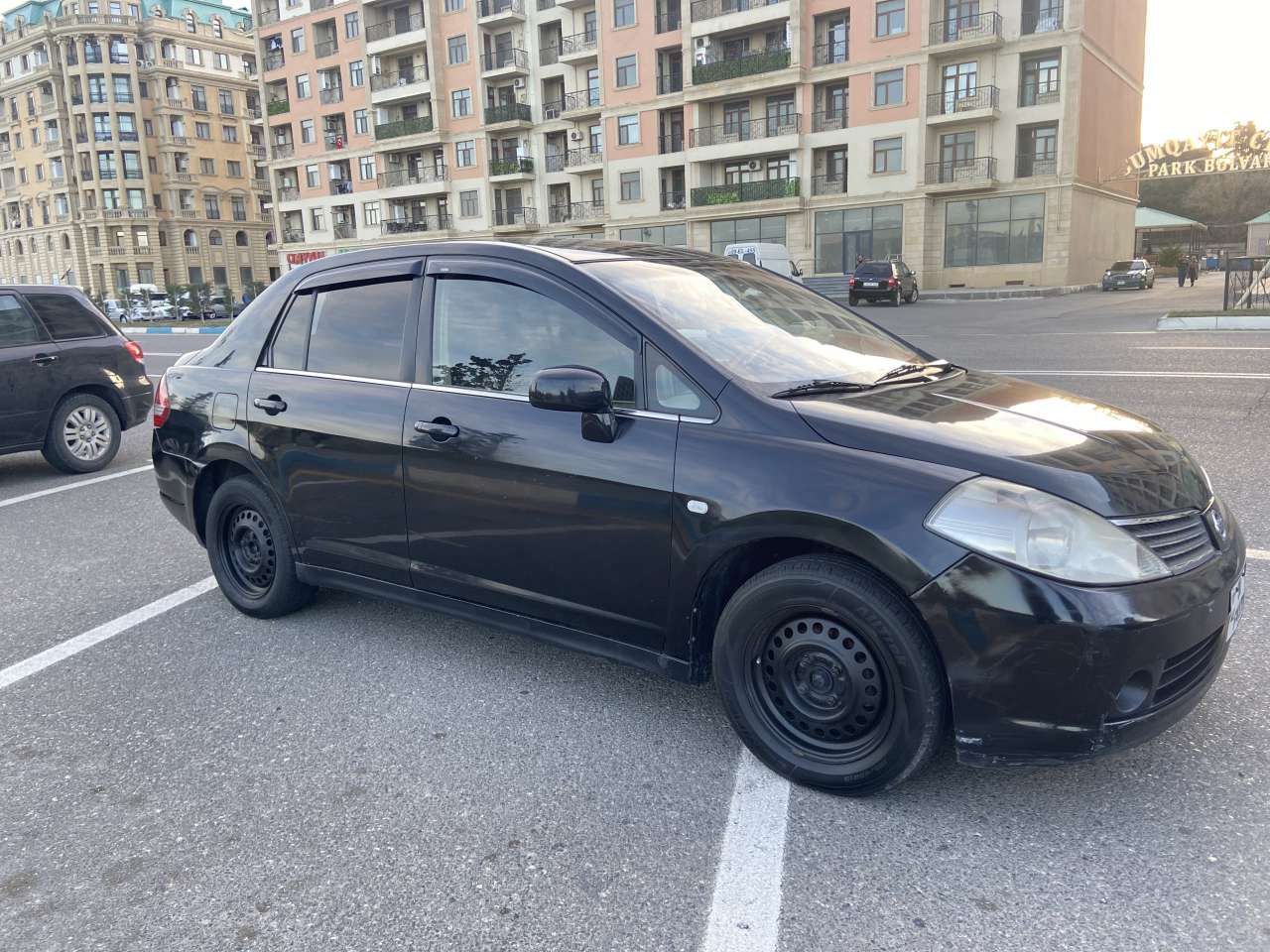 Nissan Tiida, 2007 il, 0.2 L, 270 000 km