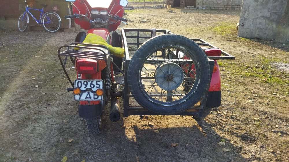 IJ 2717, 1992 il, 0.1 L, 50 000 km