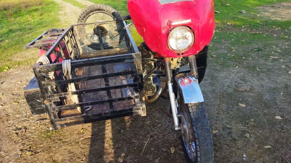 IJ 2717, 1992 il, 0.1 L, 50 000 km