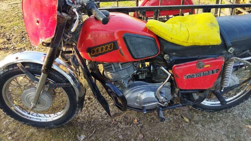 IJ 2717, 1992 il, 0.1 L, 50 000 km
