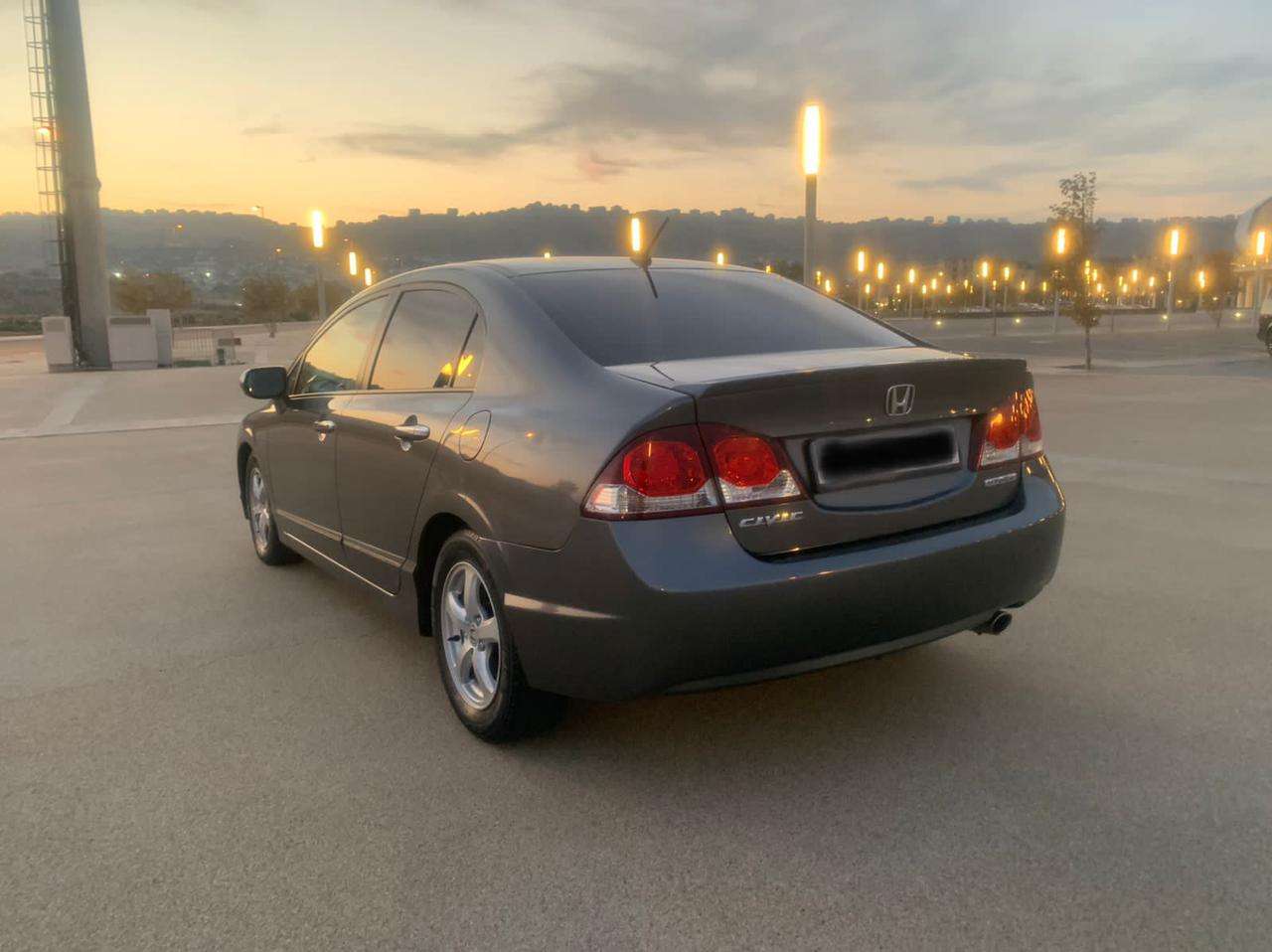 Honda Civic, 2009 il, 1.3 L, 127 000 km