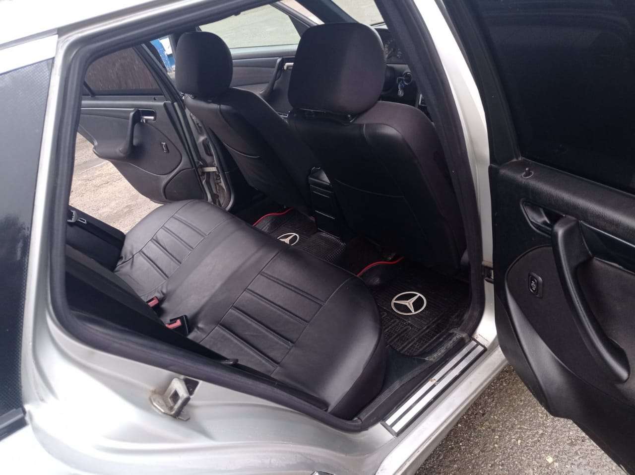 Mercedes C 200, 2000 il, 2.0 L, 287 624 km