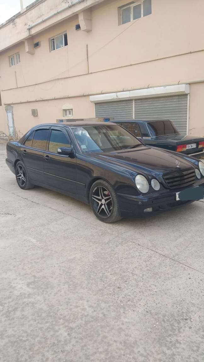 Mercedes E 220, 2000 il, 2.2 L, 513 000 km