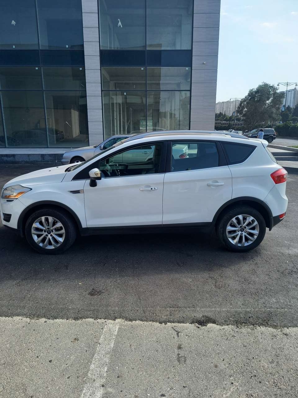 Ford Kuga, 2012 il, 2.5 L, 130 000 km