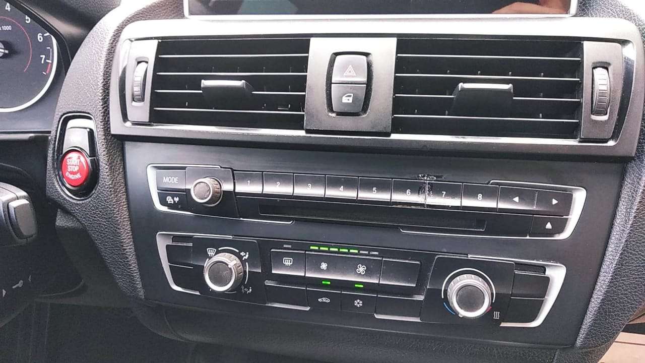 BMW 118, 2012 il, 1.8 L, 160 000 km