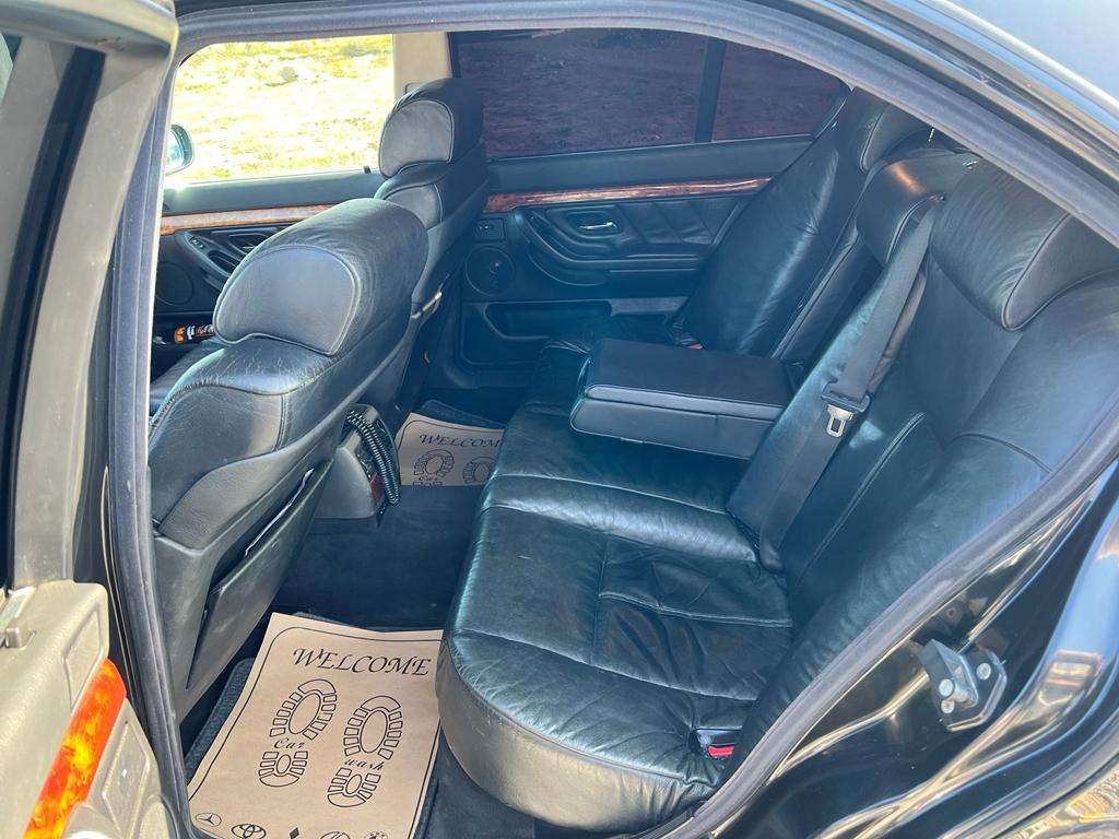 BMW 728, 1999 il, 2.8 L, 231 465 km