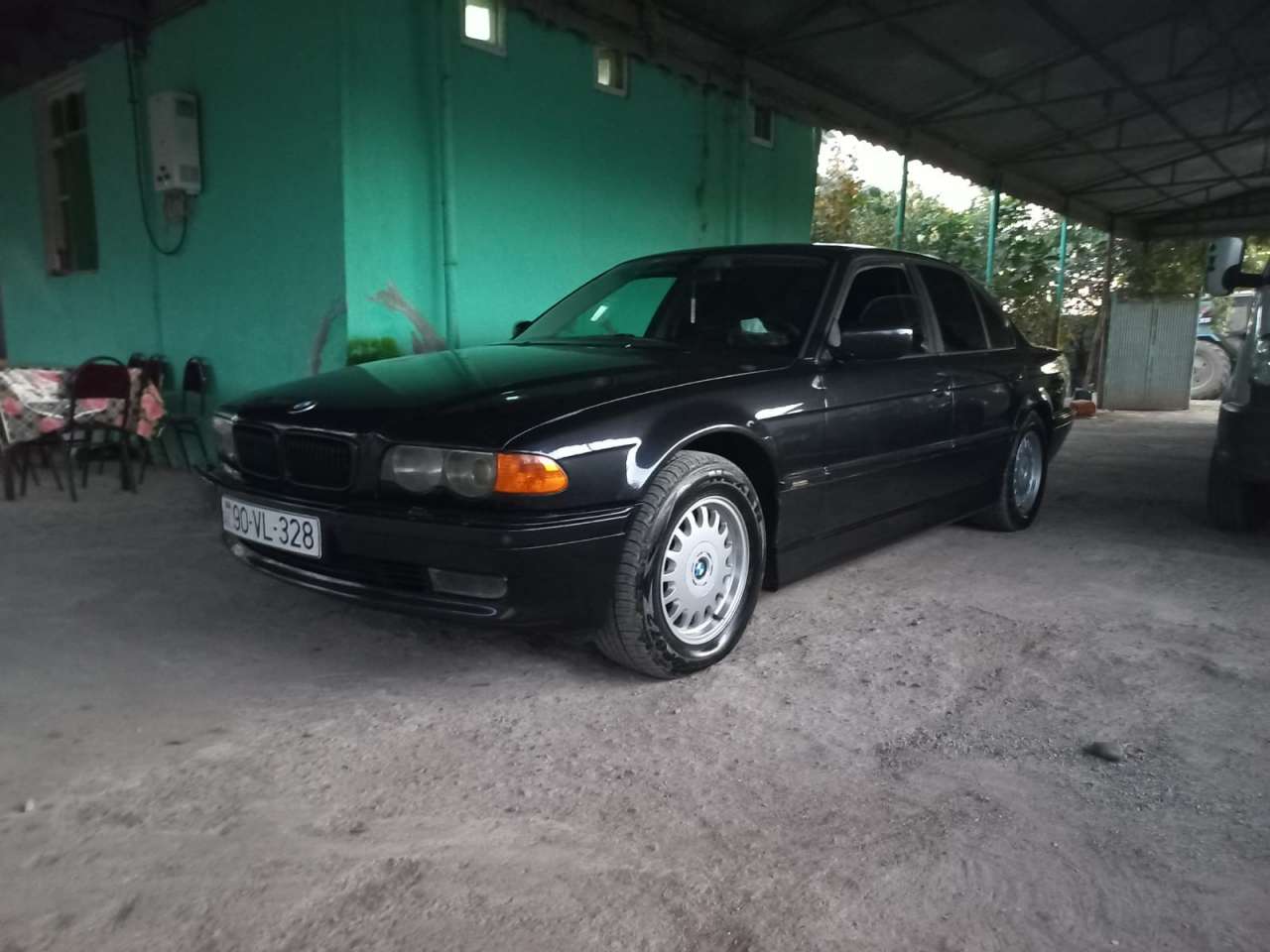 BMW 728, 1999 il, 2.8 L, 231 465 km
