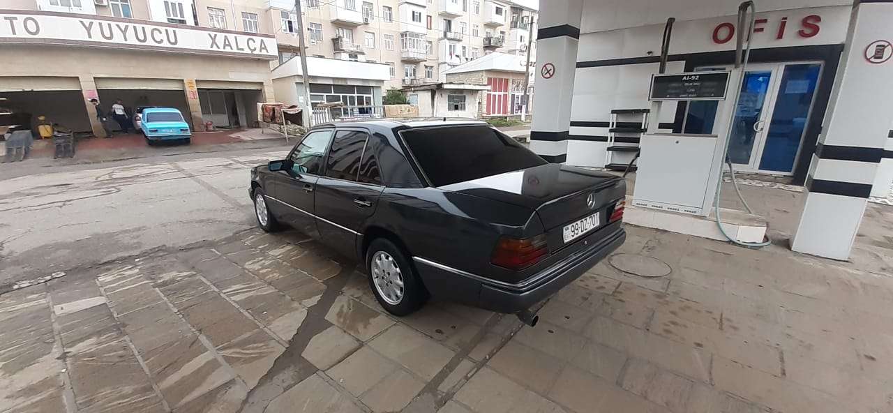 Mercedes E 250, 1990 il, 2.5 L, 533 650 km