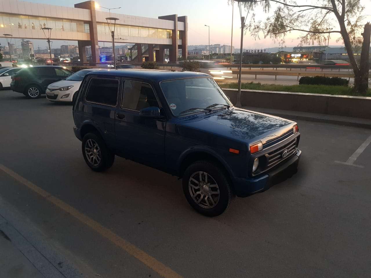 LADA (VAZ) Niva, 2016 il, 1.7 L, 89 000 km