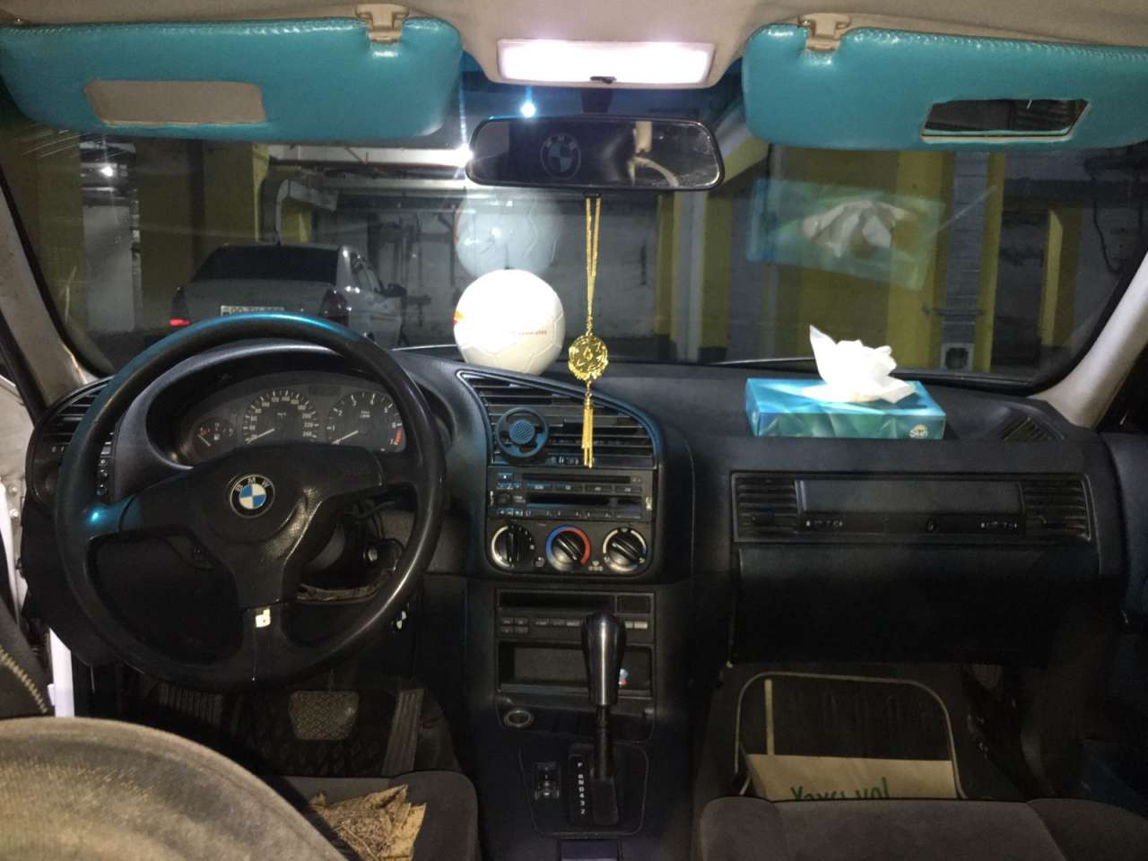 BMW 320, 1993 il, 2.0 L, 417 000 km