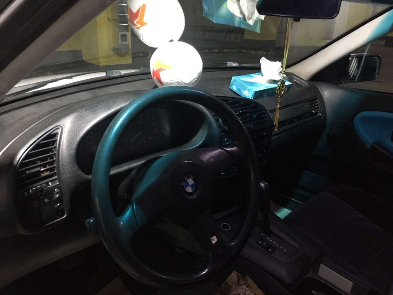 BMW 320, 1993 il, 2.0 L, 417 000 km