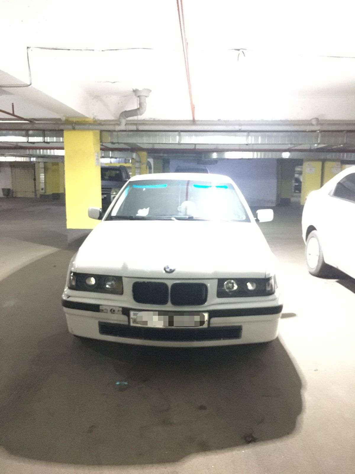 BMW 320, 1993 il, 2.0 L, 417 000 km