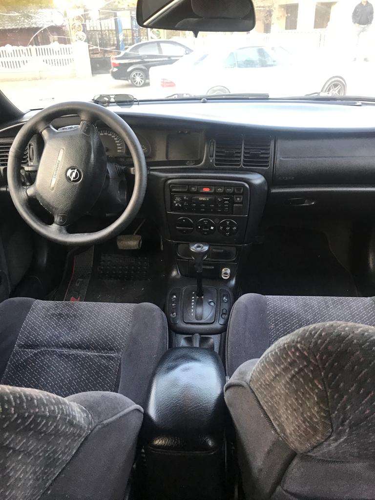 Opel Vectra, 1998 il, 2.0 L, 350 000 km