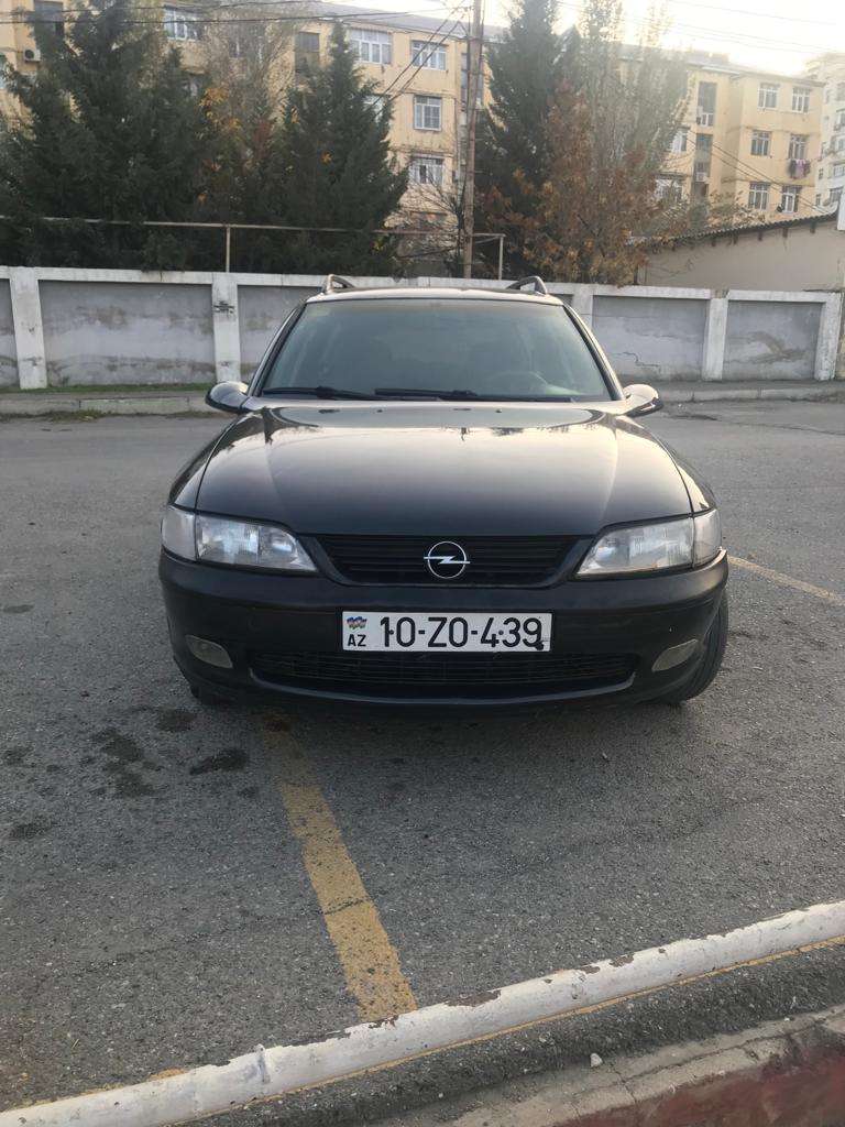 Opel Vectra, 1998 il, 2.0 L, 350 000 km