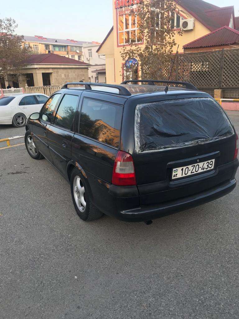 Opel Vectra, 1998 il, 2.0 L, 350 000 km