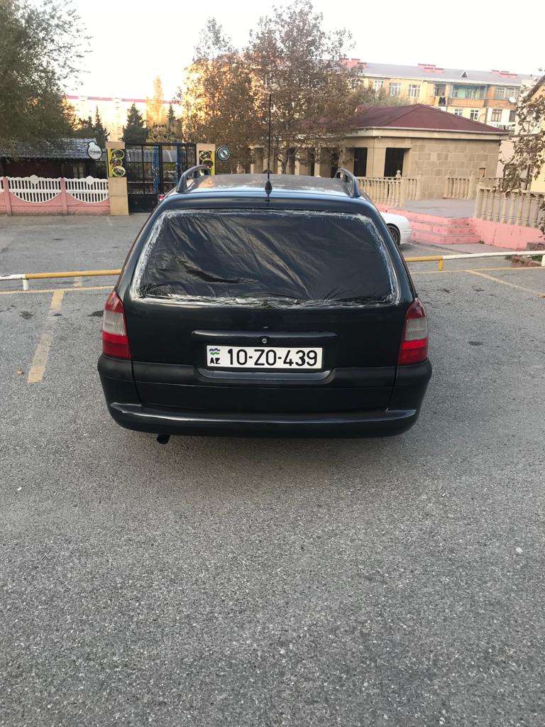 Opel Vectra, 1998 il, 2.0 L, 350 000 km