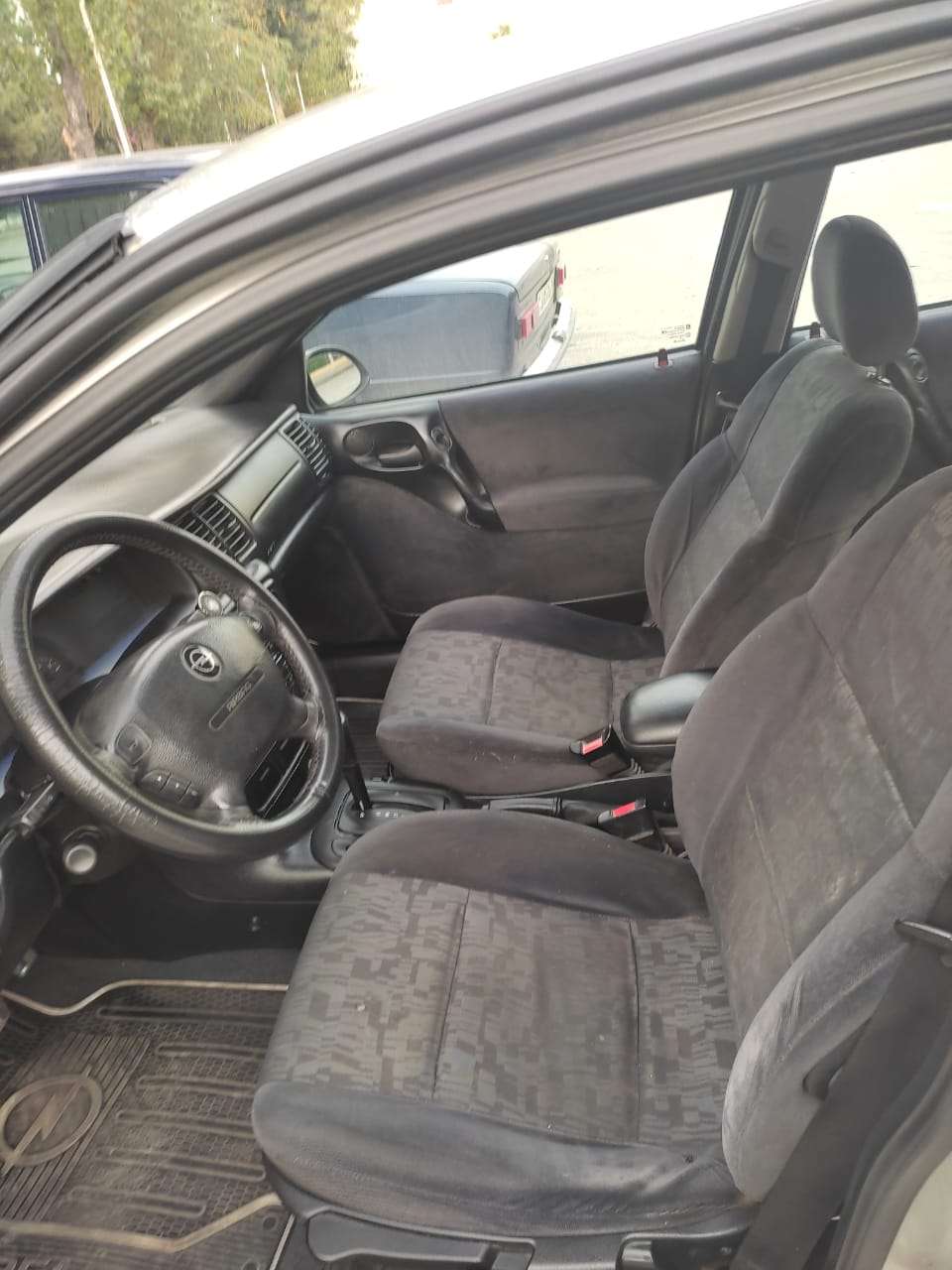 Opel Vectra, 1998 il, 1.8 L, 250 000 km