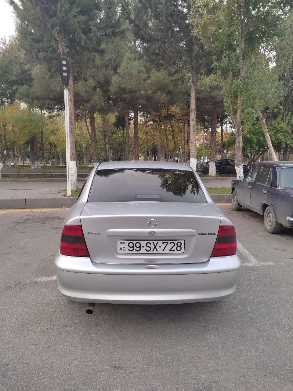 Opel Vectra, 1998 il, 1.8 L, 250 000 km