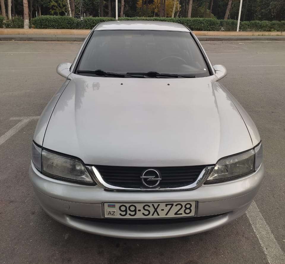 Opel Vectra, 1998 il, 1.8 L, 250 000 km