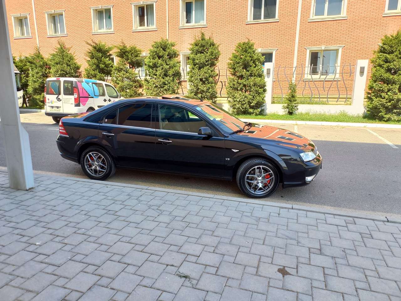 Ford Mondeo, 2007 il, 2.0 L, 14 000 km