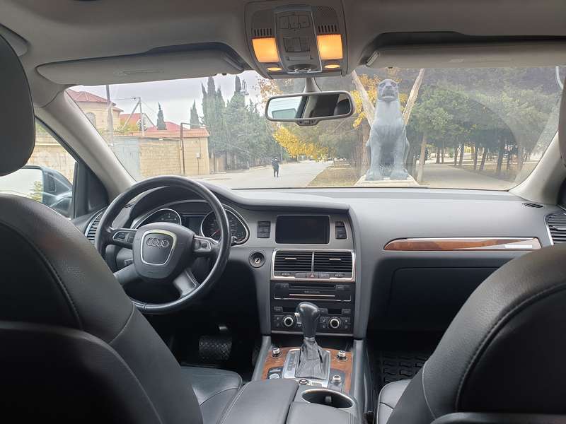 Audi Q7, 2011 il, 3.0 L, 157 000 km