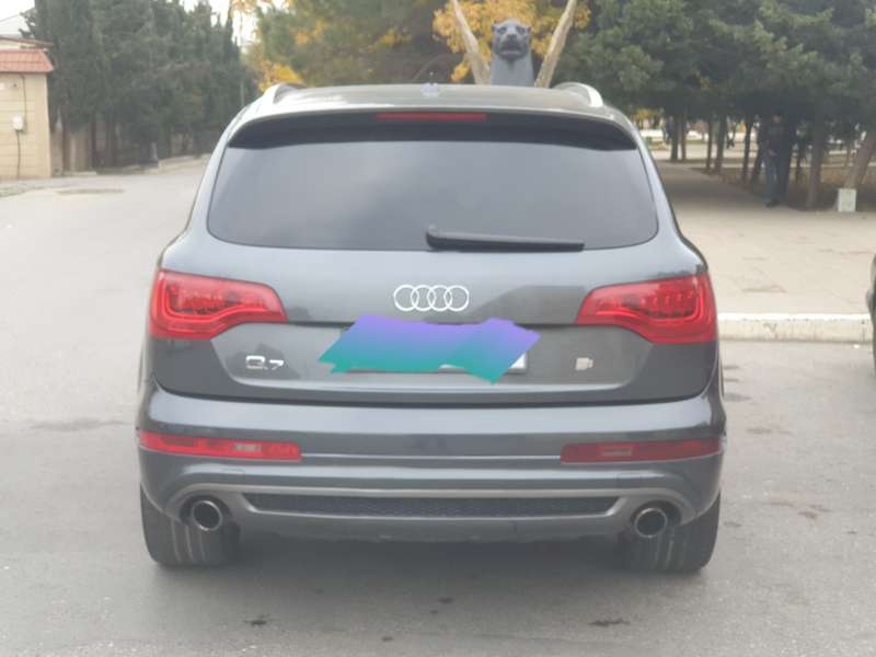 Audi Q7, 2011 il, 3.0 L, 157 000 km