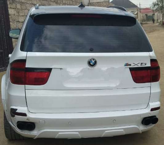 BMW X5, 2007 il, 4.8 L, 268 000 km