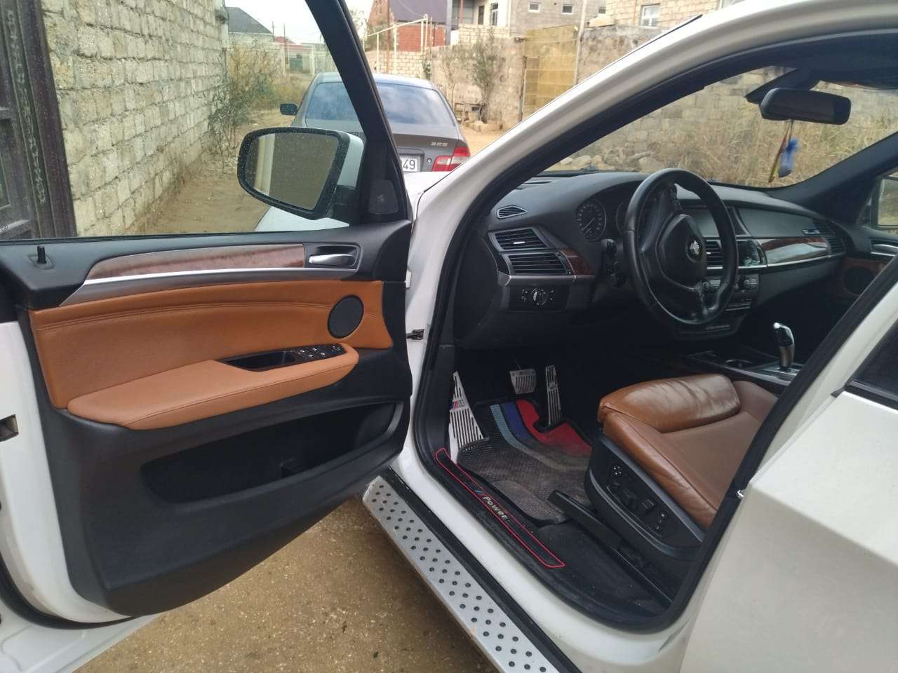 BMW X5, 2007 il, 4.8 L, 268 000 km