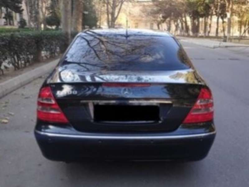 Mercedes E 500, 2002 il, 5.0 L, 86 000 km