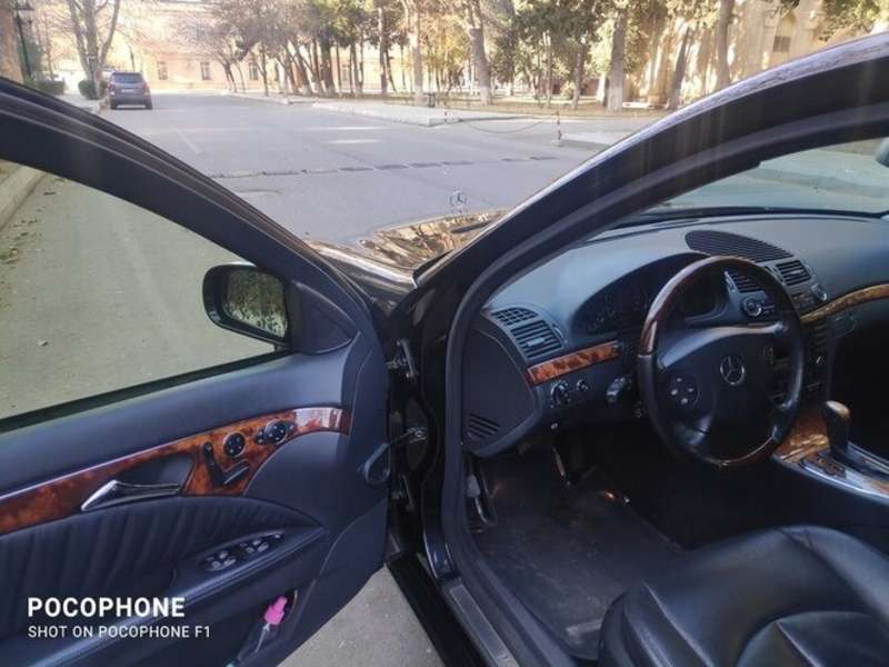 Mercedes E 500, 2002 il, 5.0 L, 86 000 km