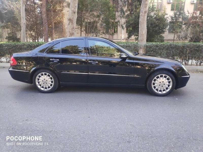 Mercedes E 500, 2002 il, 5.0 L, 86 000 km