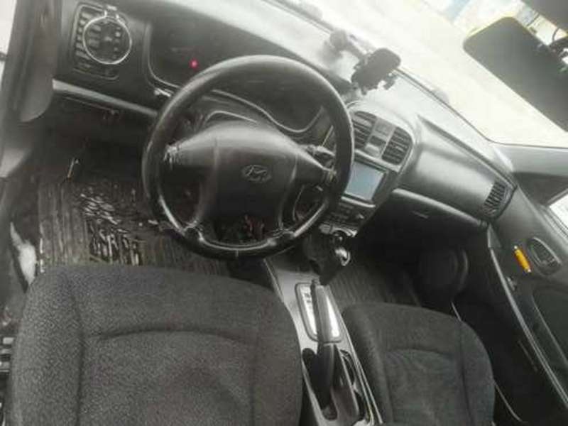 Hyundai Sonata, 2004 il, 2.0 L, 200 400 km