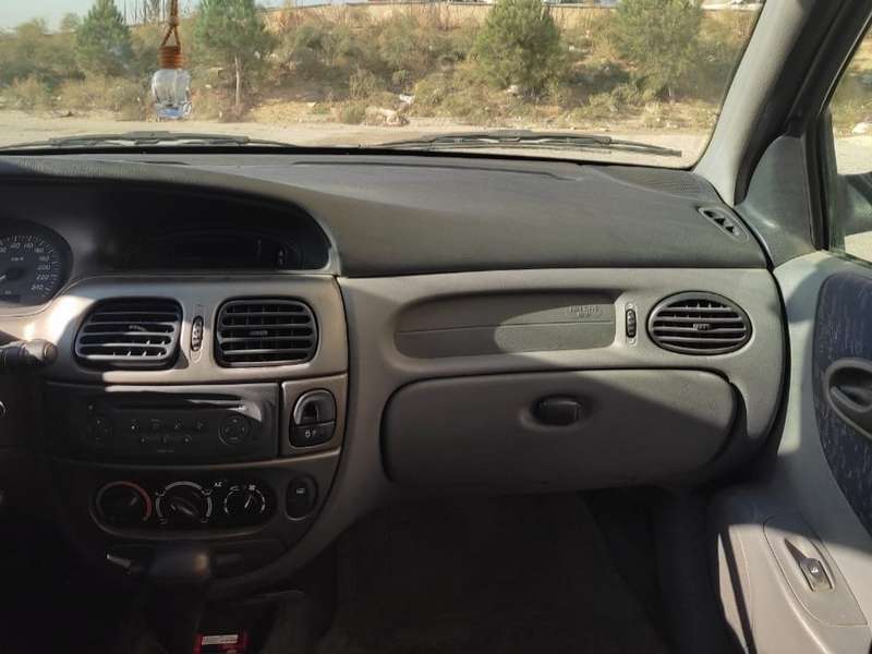 Renault Megane, 2001 il, 1.6 L, 250 000 km