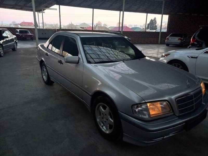 Mercedes C 180, 1999 il, 1.8 L, 285 000 km