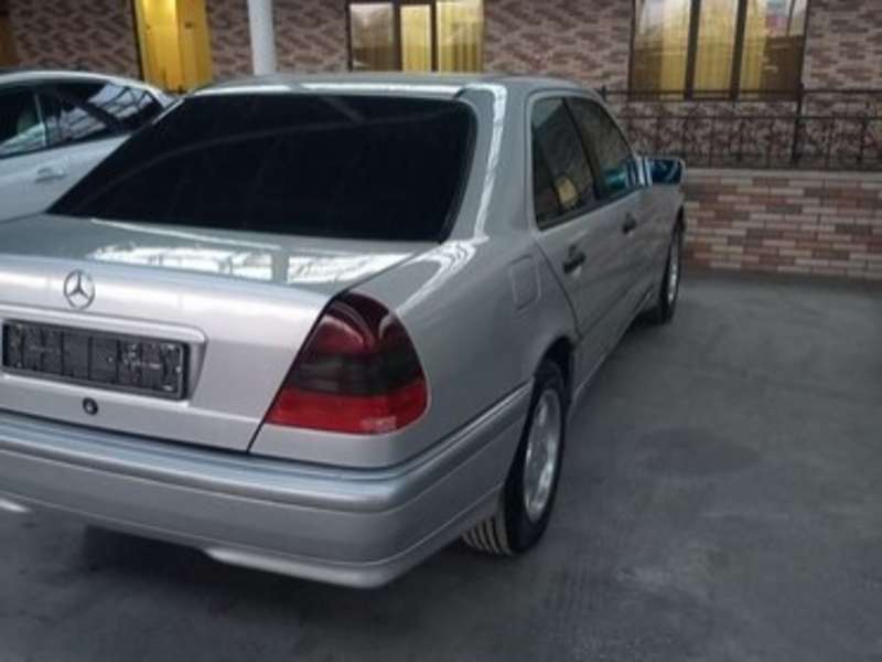Mercedes C 180, 1999 il, 1.8 L, 285 000 km