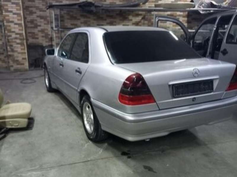 Mercedes C 180, 1999 il, 1.8 L, 285 000 km