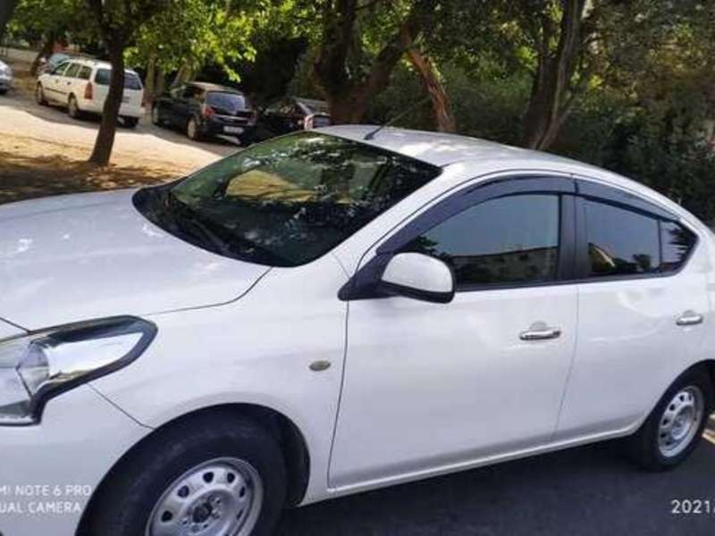 Nissan Sunny, 2015 il, 1.2 L, 129 000 km