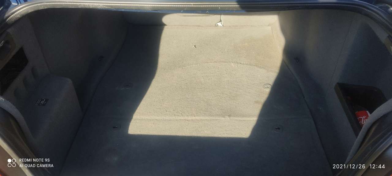 BMW 528, 1997 il, 2.8 L, 322 000 km