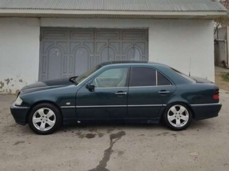 Mercedes C 230, 1998 il, 2.3 L, 268 000 km