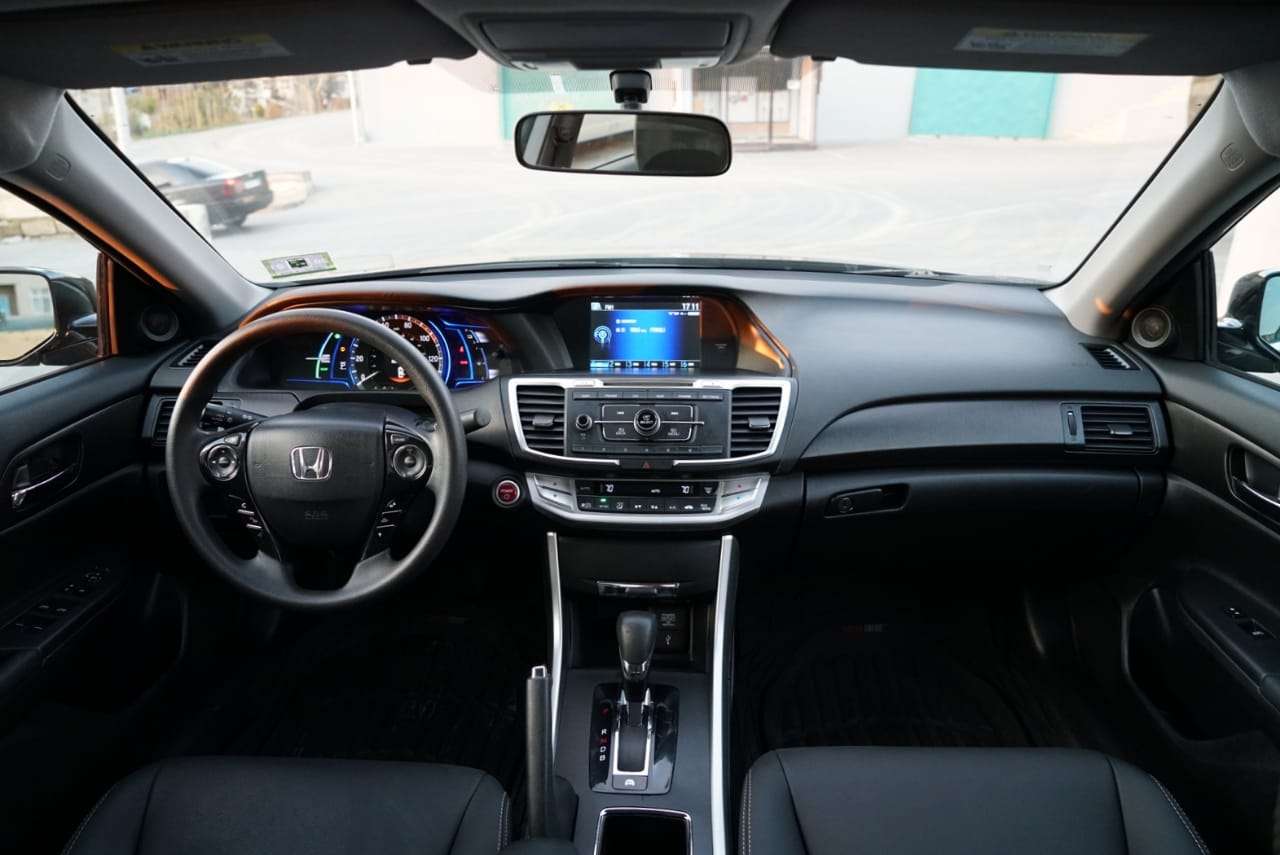 Honda Accord, 2013 il, 2.0 L, 168 981 km